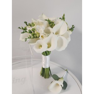 Весільний букет кала та фрезія